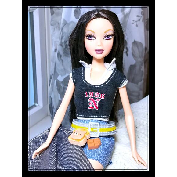 VTG 2003 My Scene Hanging Out Nolee Barbie Doll Mattel Casual & Trendy - Picture 4 of 11